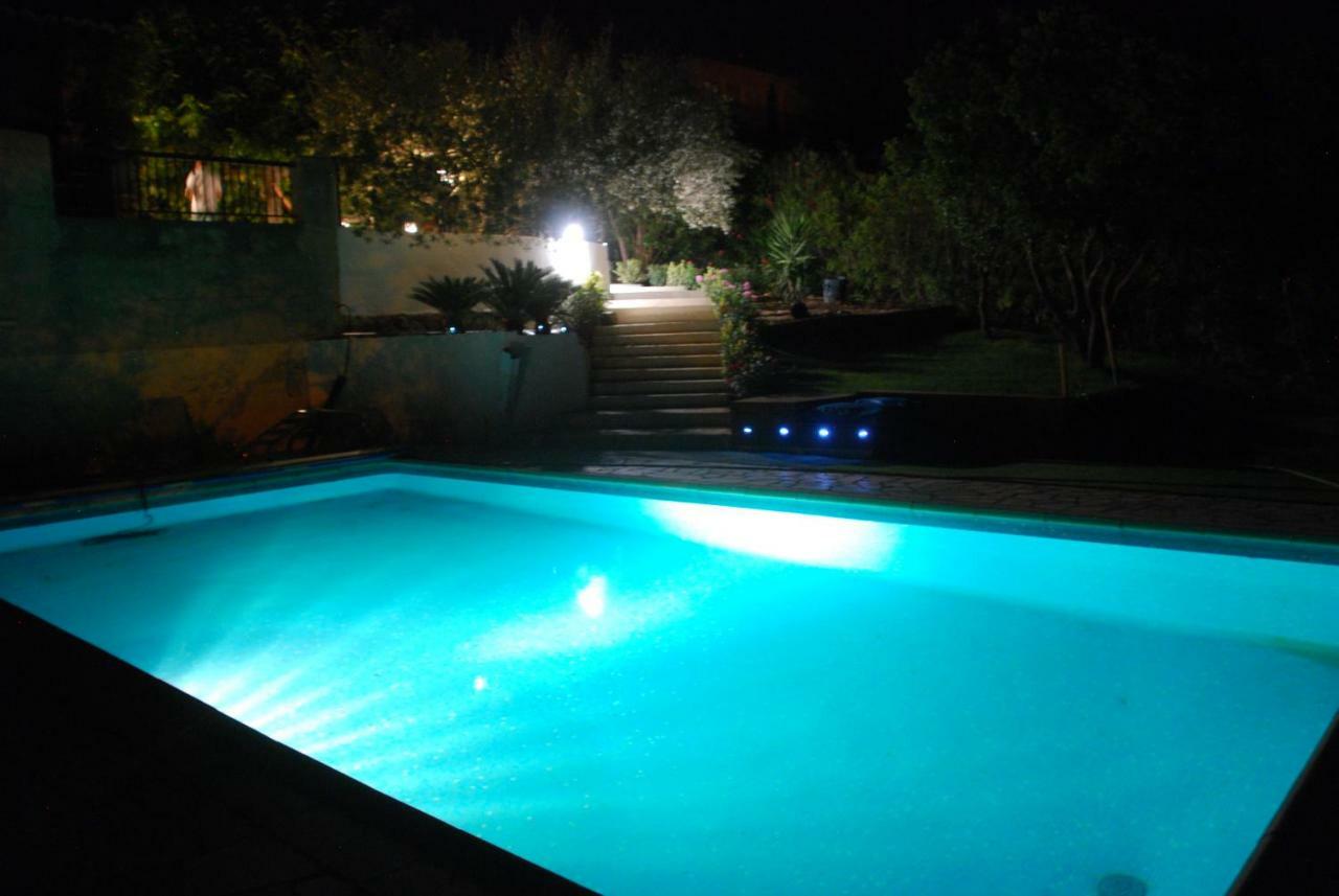 Hotel La Calanque Du Boucharel Saint Aygulf Zewnętrze zdjęcie